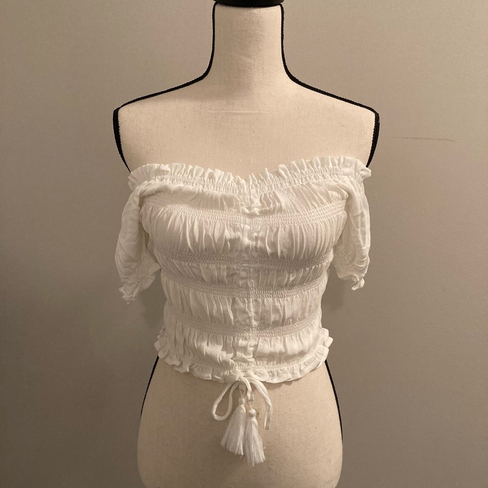 White off shoulder rouched top - Picture 3 of 5